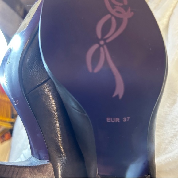 Poetic License 6 1/2 M Flux Leather Heel Bootie,Gray 3.5" Rhinestone Peep Toe - Picture 11 of 16